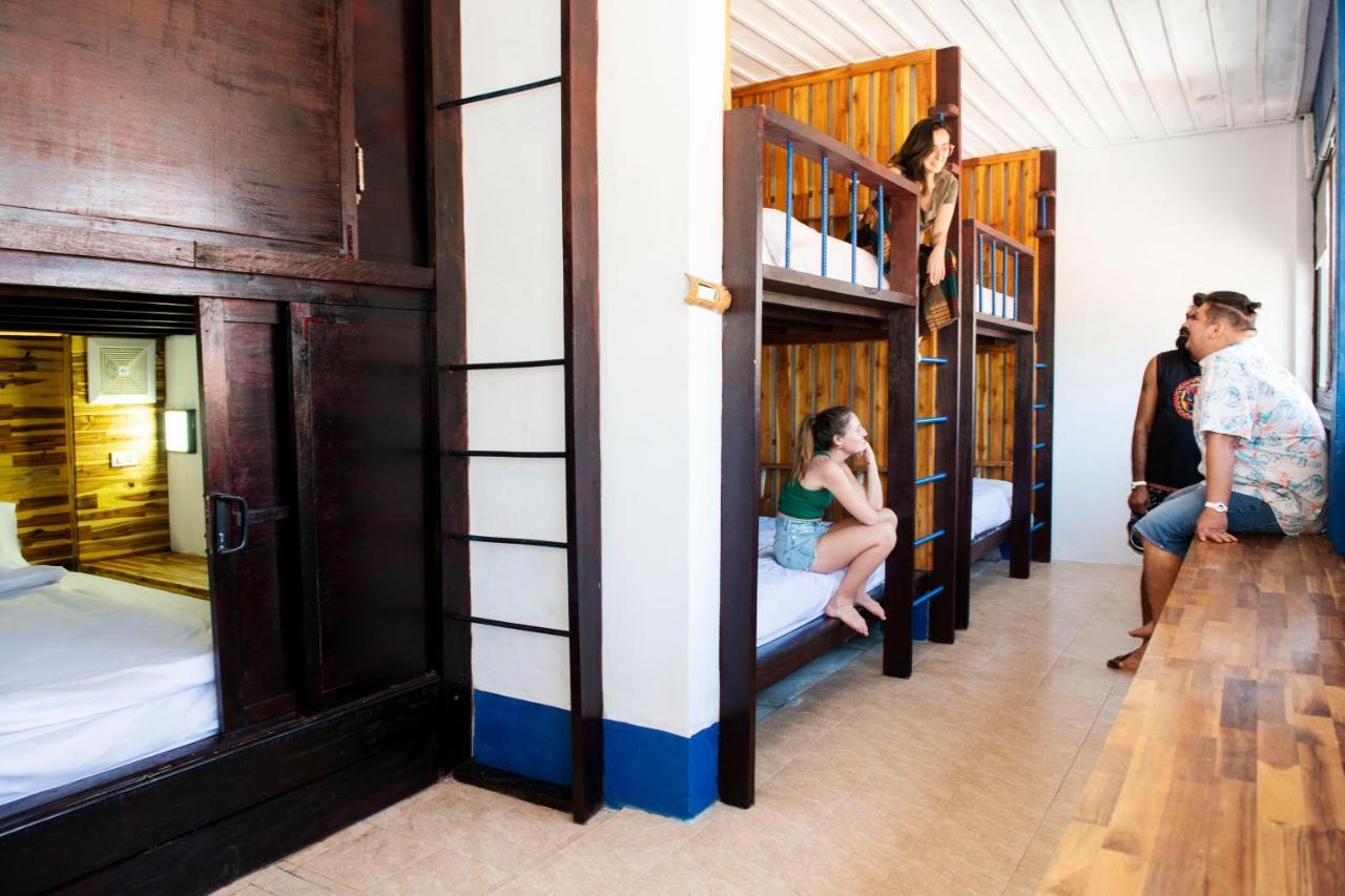 Auberge de jeunesse Mad Monkey Luang Prabang (Adults Only) Extérieur photo