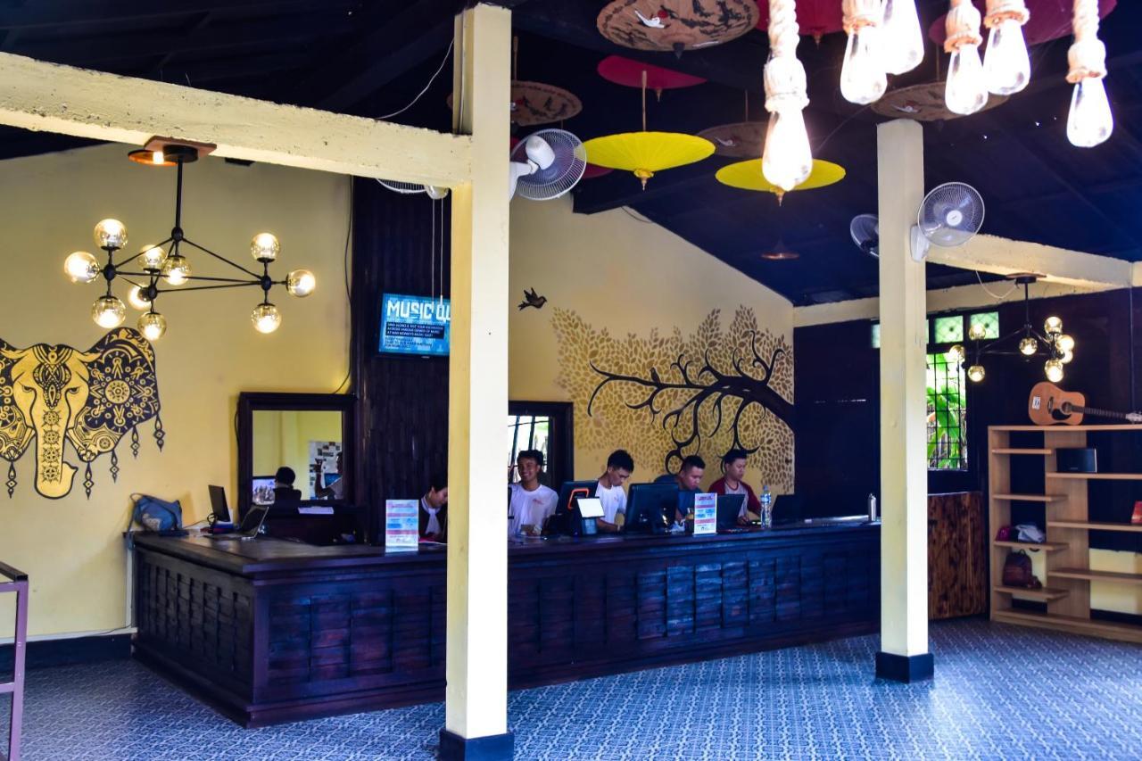 Auberge de jeunesse Mad Monkey Luang Prabang (Adults Only) Extérieur photo